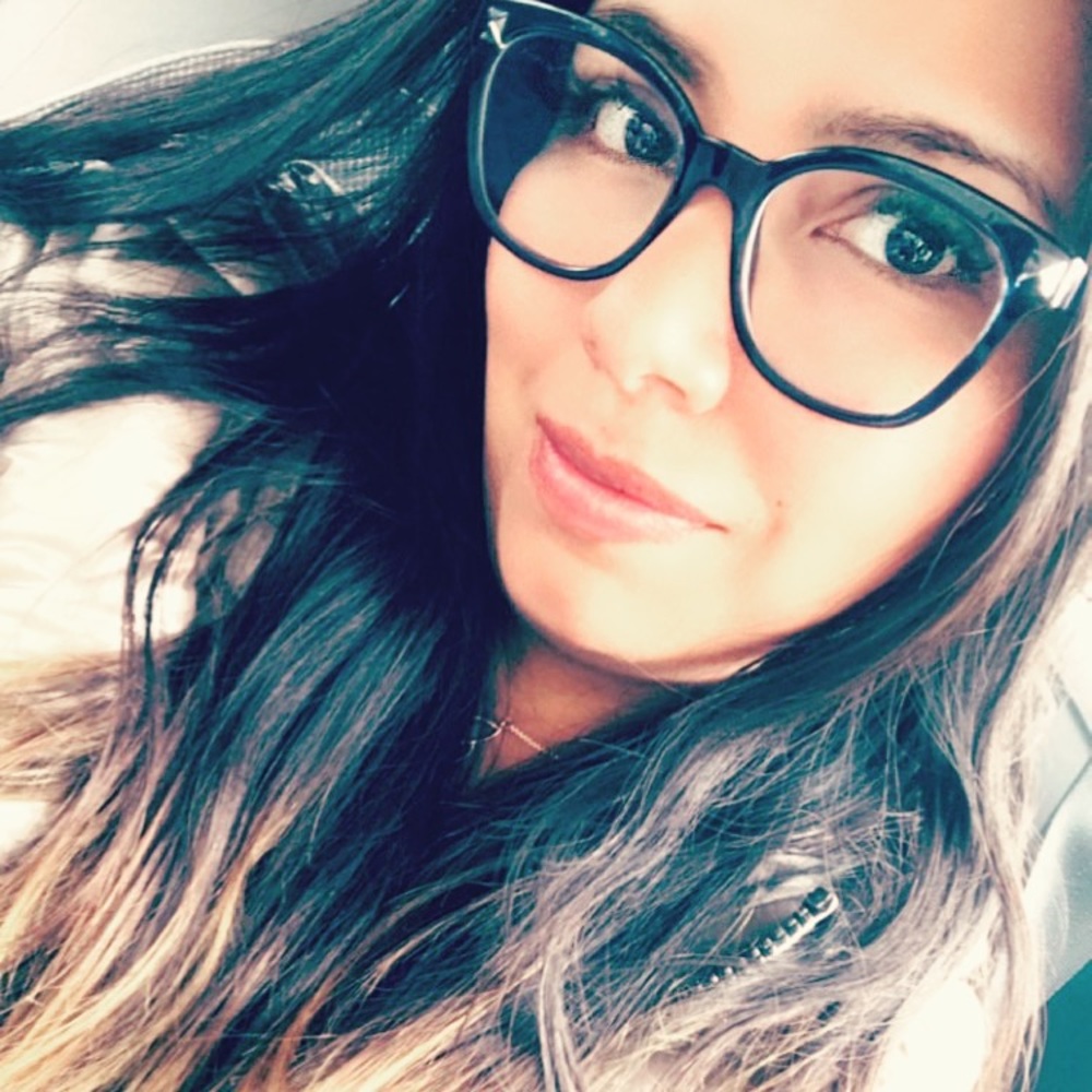 Meet your Posher, Vanessa